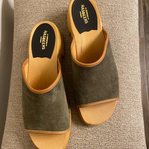 Swedish Hasbeens Detail Slides - Picture 4 of 10